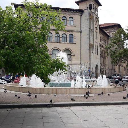 The Best Location Accommodation Бухарест Екстер'єр фото