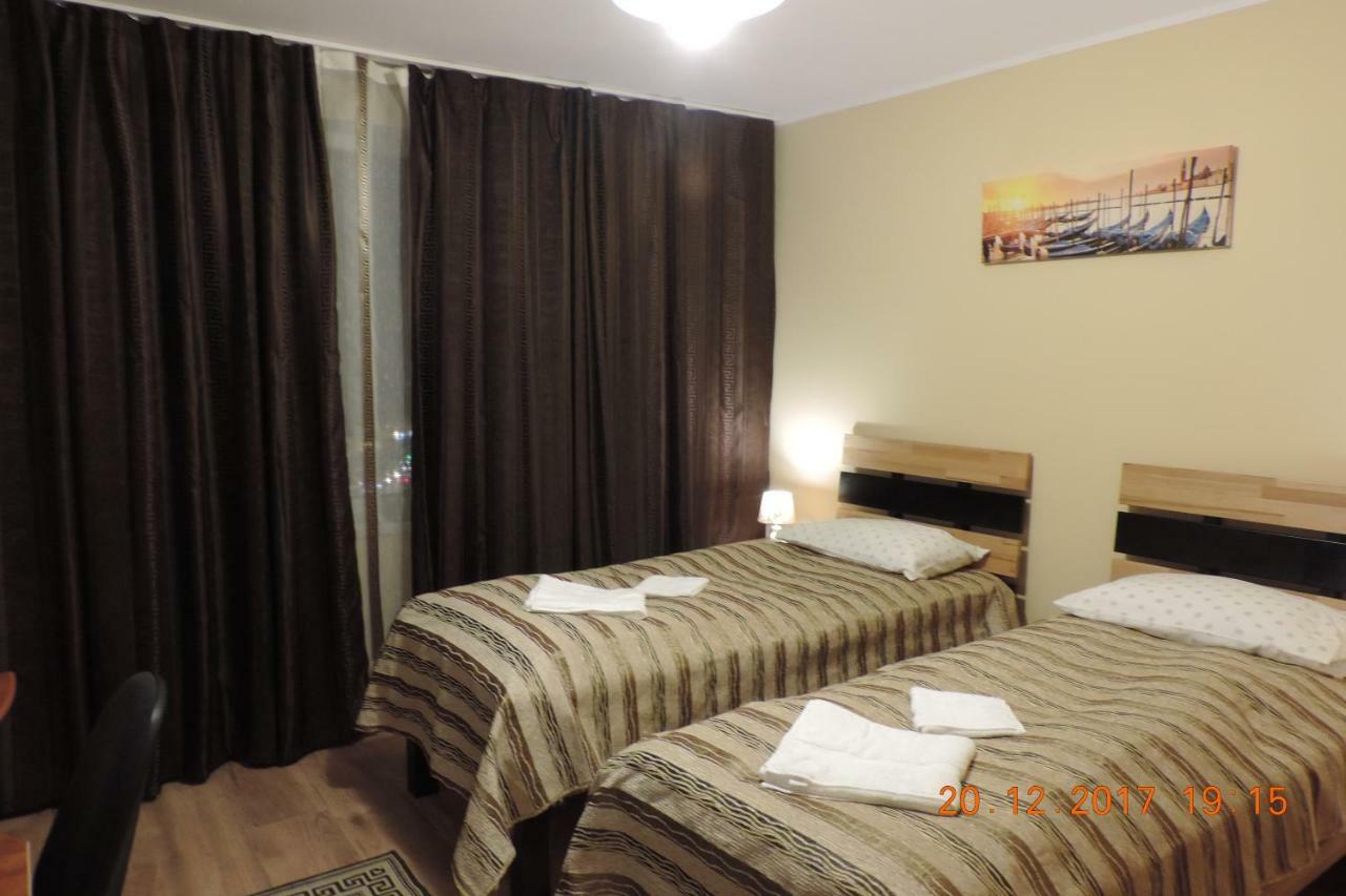 The Best Location Accommodation Бухарест Екстер'єр фото