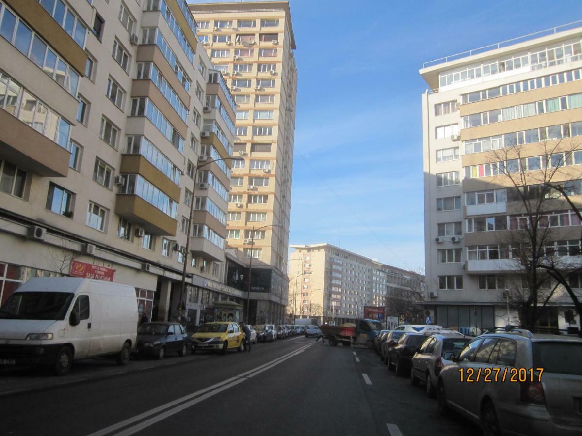 The Best Location Accommodation Бухарест Екстер'єр фото